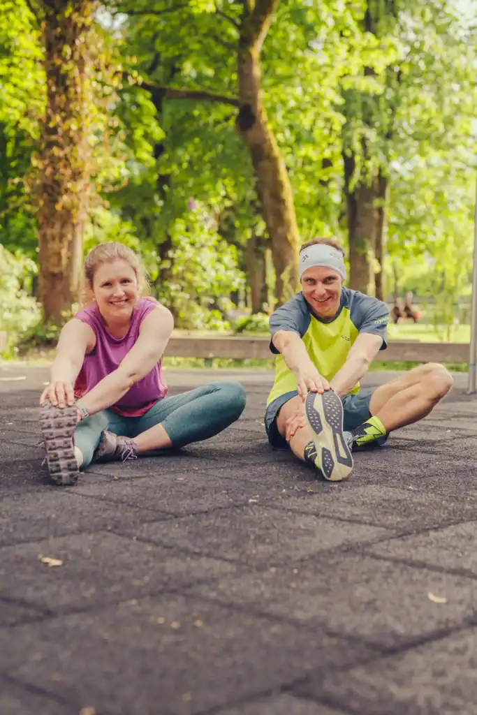 Laufkurs Salzburg Dehnen im Volksgarten