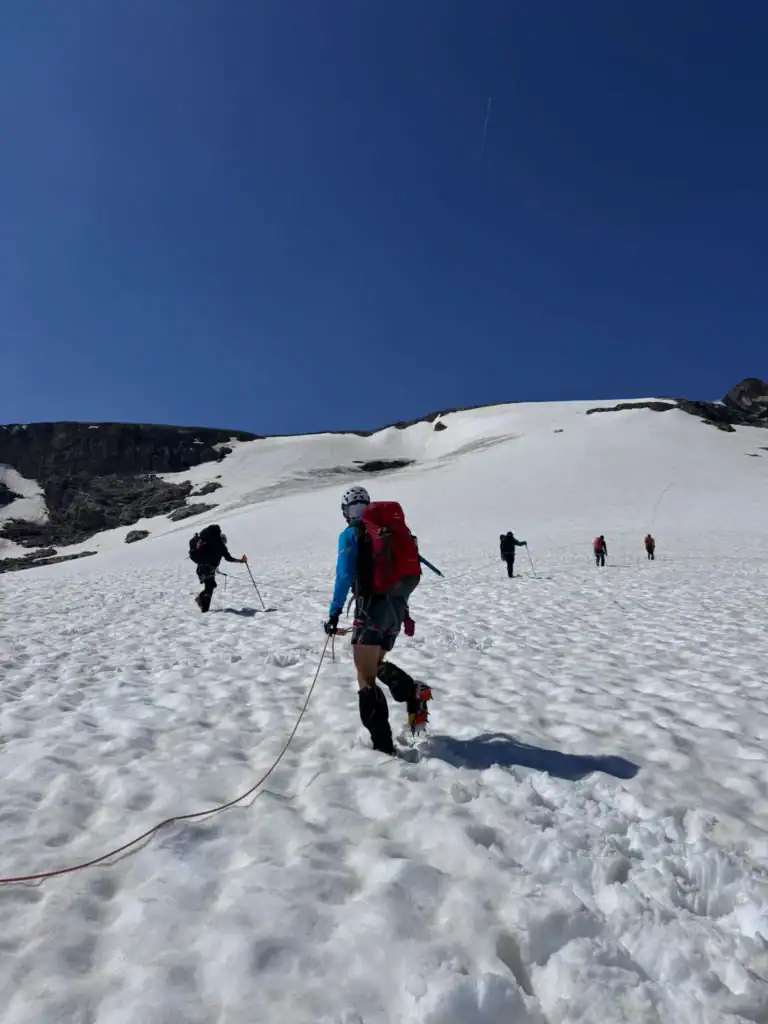 Martin Ziekel unterwegs auf einer Hochtour am Gletscher Pasterzenboden bei der Oberwalderhütte am Großglockner